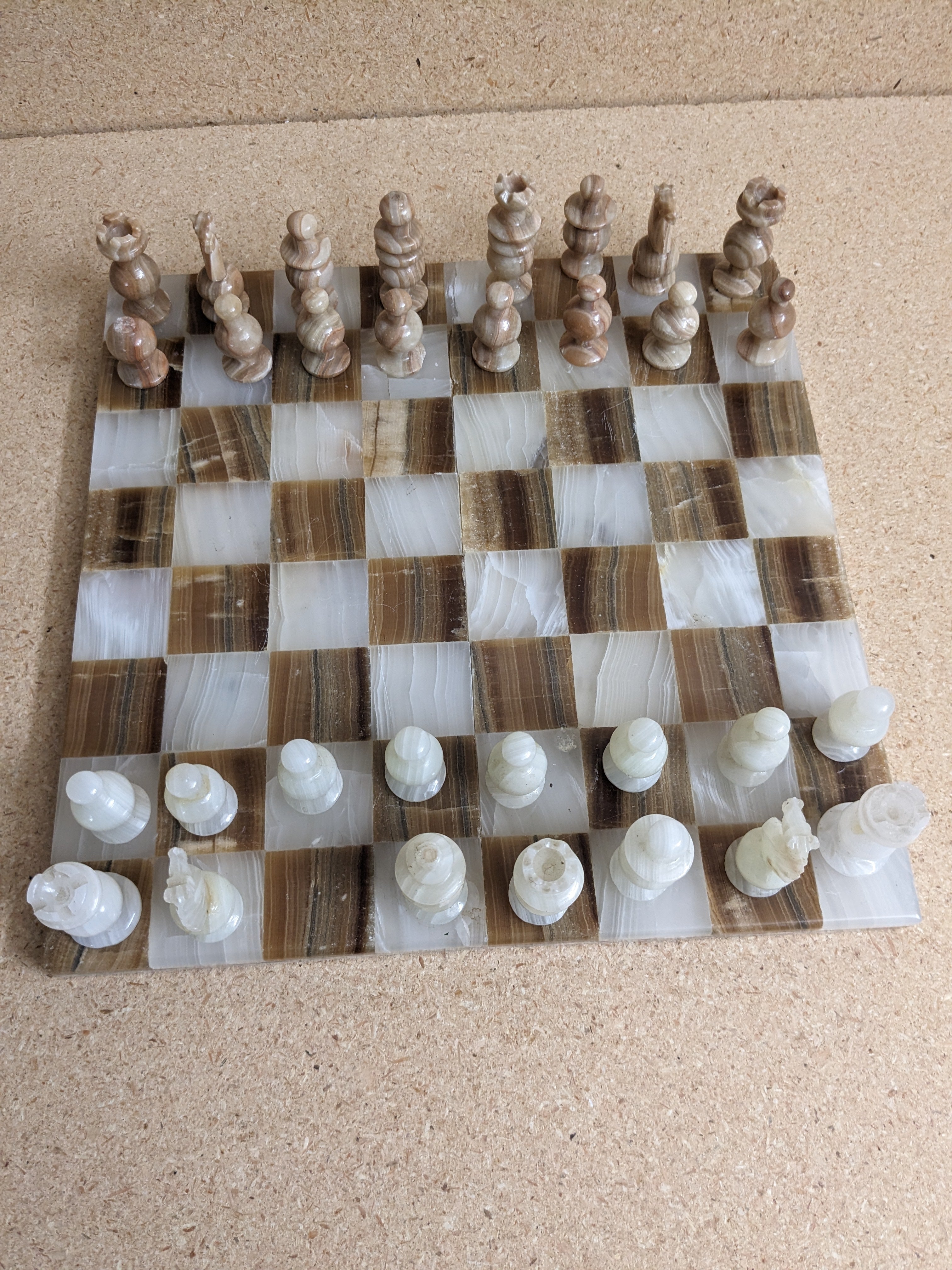 Lot #4 - Vintage chess set
